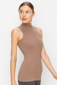 RIBBED MOCK NECK SLEEVELESS TOP